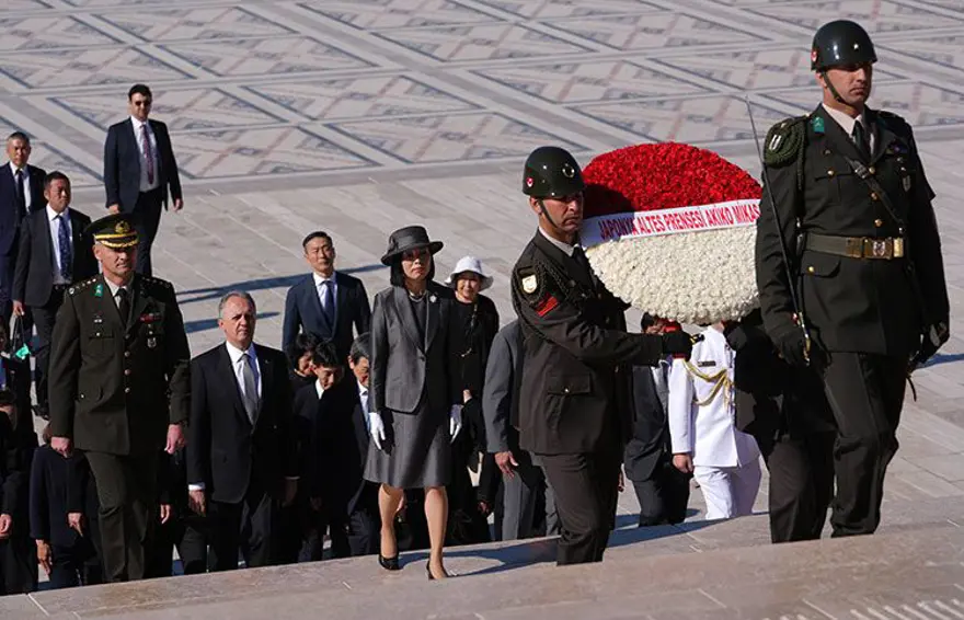 PRENSES AKİKO MİKASA KİMDİR? 2