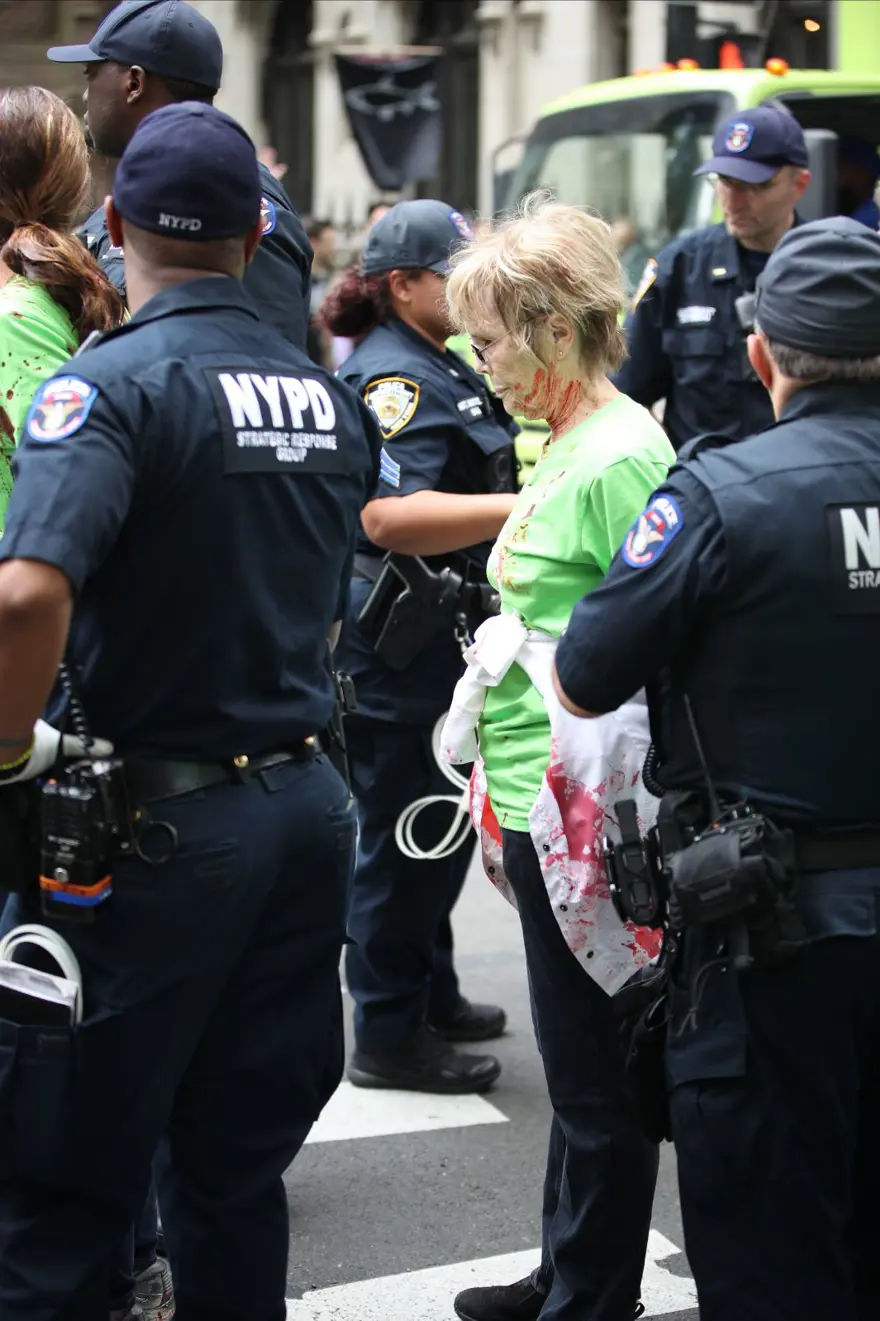 New York'ta iklim değişikliği protestosu: 85 gözaltı 12