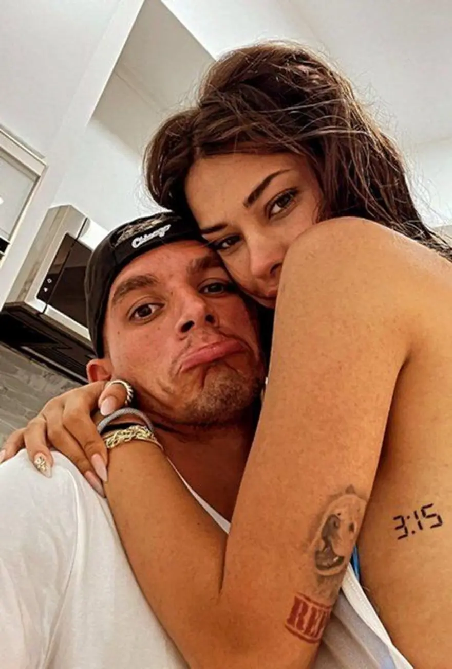 Devrim Özkan ile Lucas Torreira'dan aşk dolu paylaşım 2