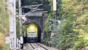 Evlerin altından geçen 114 yıllık tren tüneli mahalleyle bütünleşti