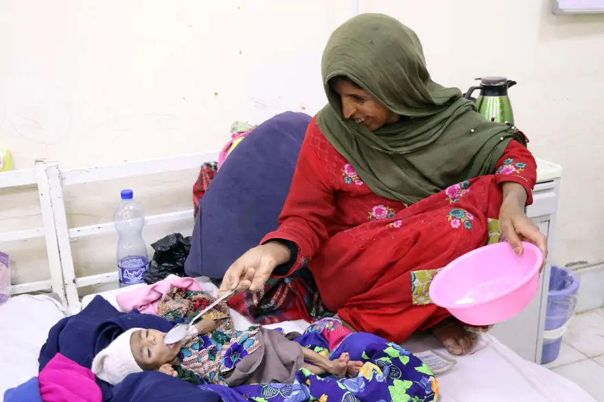 İnsanlık dramı: Sütten kesilen Afgan annelerin bebekleri büyüyemiyor 28 İnsanlık dramı: Sütten kesilen Afgan annelerin bebekleri büyüyemiyor 28