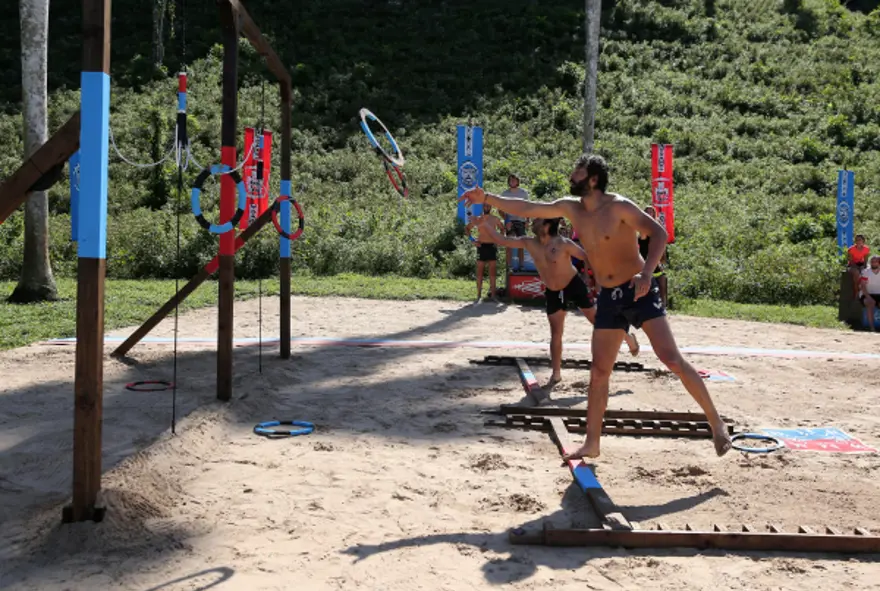 Survivor'da kim elendi? 1. Hafta (Survivor adasına ilk veda gönüllüler takımından) 39