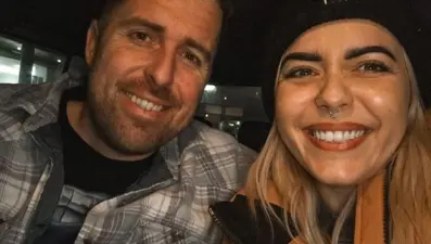 Kulak ağrısıyla gittiği hastanede beyin kanaması geçirdiğini öğrendi: Hayatımı eşime borçluyum