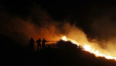 Avrupa alevler ve aşırı sıcakla boğuşuyor