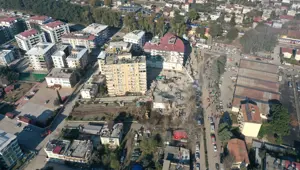 Deprem sonrası hasar tespit çalışması: 33 bin bina ağır hasarlı Deprem sonrası hasar tespit çalışması: 33 bin bina ağır hasarlı