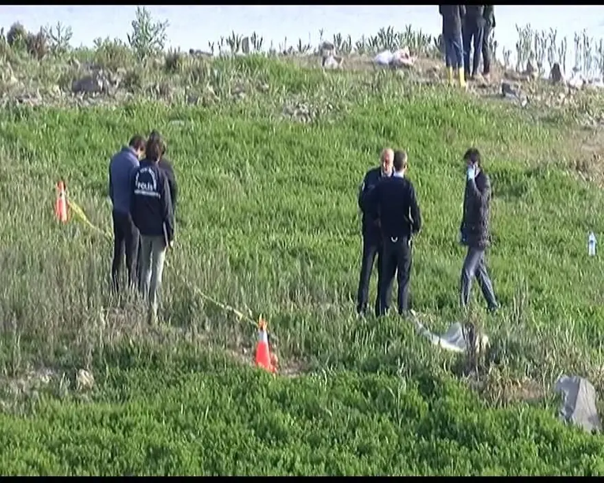 6 yıl sonra gelen itiraf: "Babam 5 yaşındaki kardeşimi öldürdü, göle attı!" 2 6 yıl sonra gelen itiraf: "Babam 5 yaşındaki kardeşimi öldürdü, göle attı!" 2