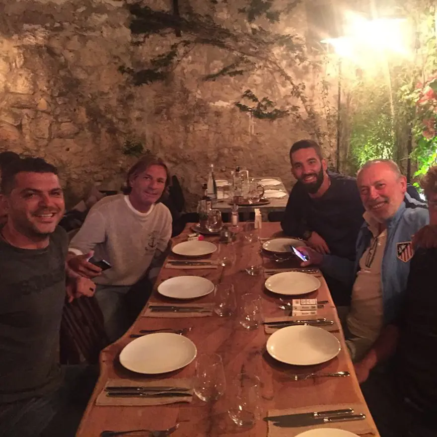 Arda Turan'ın 15 milyon euroluk malikanesi 237 Arda Turan'ın 15 milyon euroluk malikanesi 237