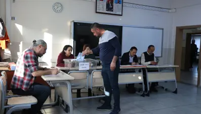 Sivas’ta oy kullanma işlemi başladı