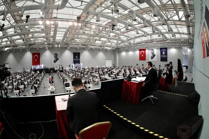 İBB Meclisi'nde maskeli olağanüstü toplantı 5 İBB Meclisi'nde maskeli olağanüstü toplantı 5