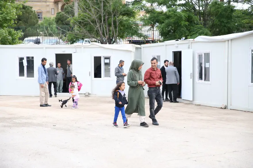 Deprem bölgesinde seçimin ikinci turu 22