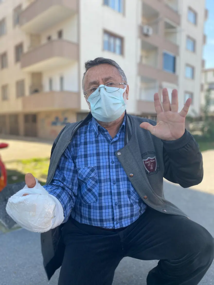 Aynı taşa 6 kez takılıp düşerek ölümden döndü 7 Aynı taşa 6 kez takılıp düşerek ölümden döndü 7