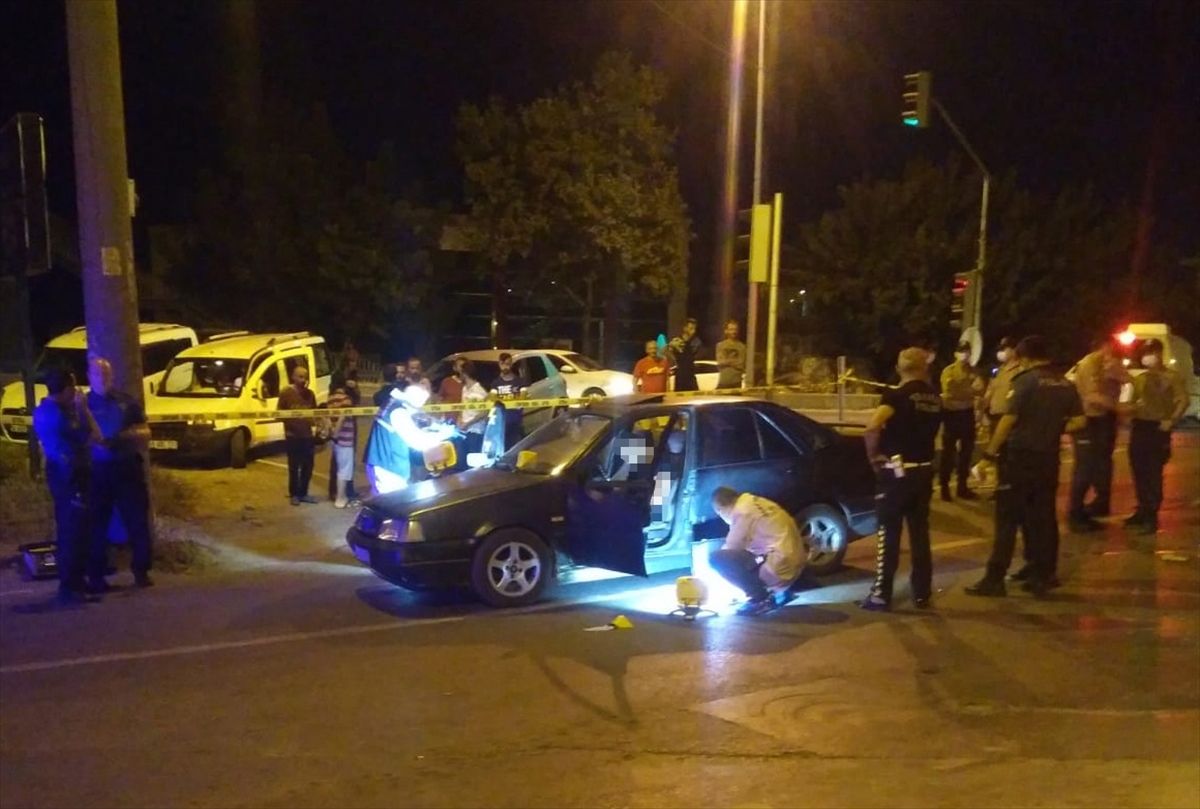 Sakarya'da iki ayrı silahlı saldırıda bir kişi öldü, 5 kişi yaralandı