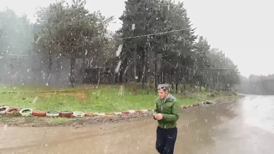 İstanbul'a yılın ilk karı düştü 1 İstanbul'a yılın ilk karı düştü 1