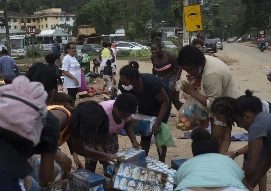 Brezilya’daki sel felaketinde ölenlerin sayısı 104’e çıktı 34 Brezilya’daki sel felaketinde ölenlerin sayısı 104’e çıktı 34