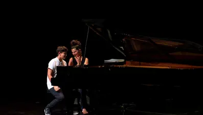 Odelia Sever'den Darüşşafakalı çocuklar için #iyilikresitali