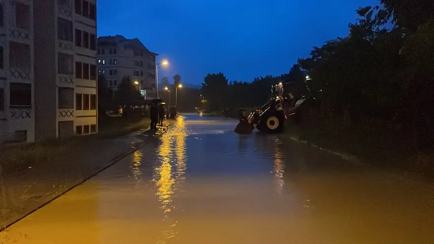 Batı Karadeniz'i yine sel vurdu 61
