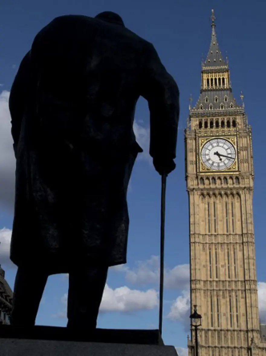 Big Ben son kez çaldı (4 yıl susacak) 24 Big Ben son kez çaldı (4 yıl susacak) 24