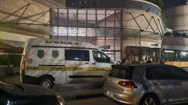 AVM’de büyük soygun: Güvenlikleri atlatıp kaçmayı başardı