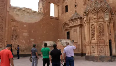 Osmanlı'nın yıllara meydan okuyan sarayı: İshak Paşa