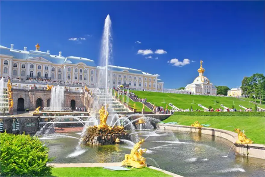 16. St. Petersburg 16