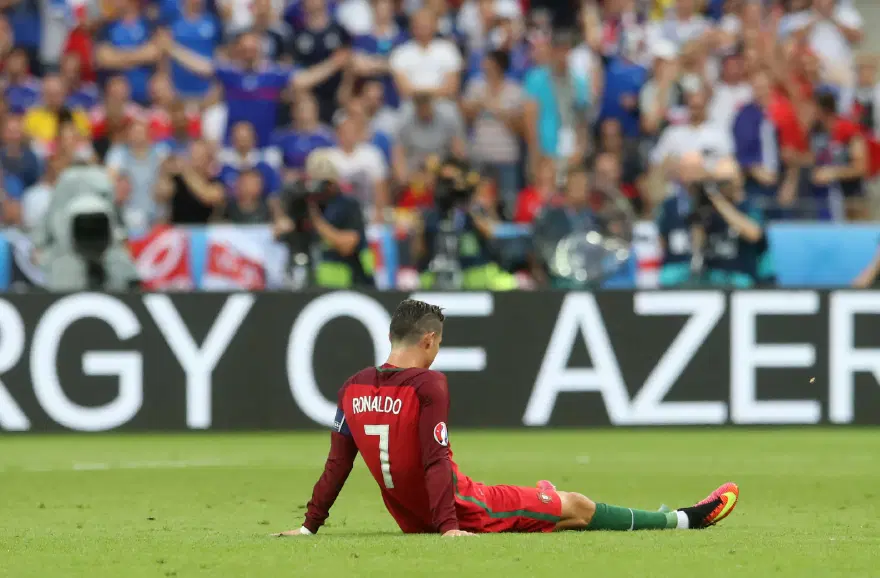 Cristiano Ronaldo'nun gözyaşları 4 Cristiano Ronaldo'nun gözyaşları 4