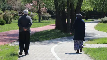 65 yaş ve üstünde 'kırık kalp sendromu' tehlikesi