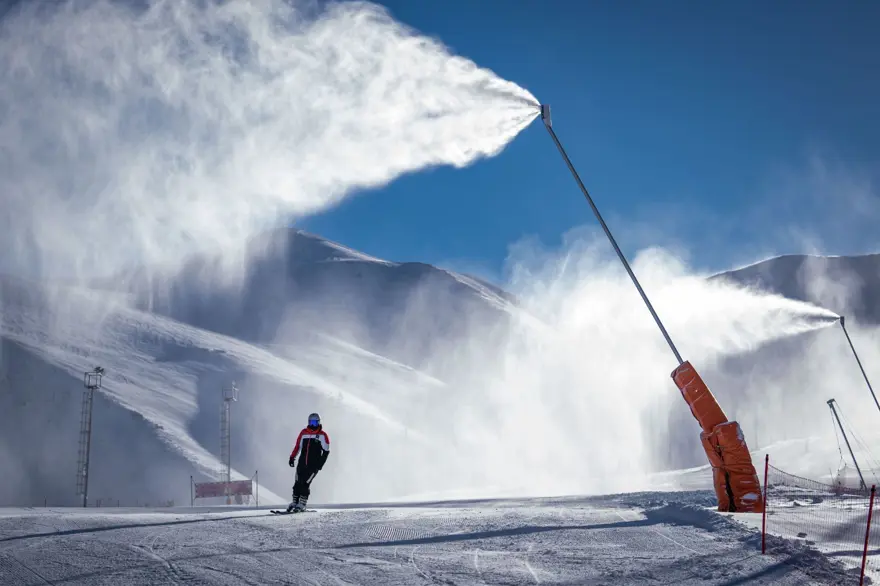 Kar kalınlığı 82 santimetre! Palandöken'de kayak sezonu başladı 11