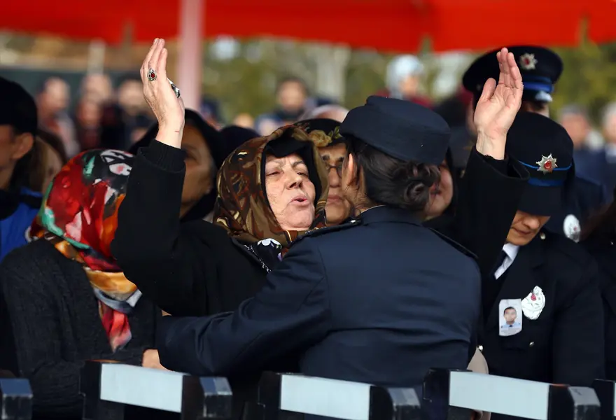 İki aylık evli şehit polis Tugay Can Kızılırmak'a veda 11