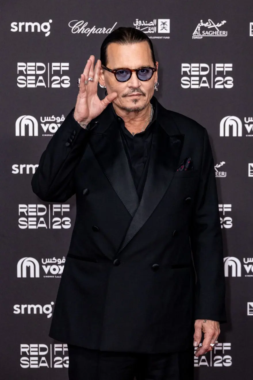 Kızıldeniz Film Festivali'ne Hollywood yıldızları akın etti: Meryem Uzerli ile Will Smith'in buluşması gündem oldu 9 Kızıldeniz Film Festivali'ne Hollywood yıldızları akın etti: Meryem Uzerli ile Will Smith'in buluşması gündem oldu 9