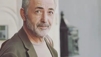 Mehmet Aslantuğ kimdir? TİP milletvekili adayı Mehmet Aslantuğ kaç yaşında ve nereli?