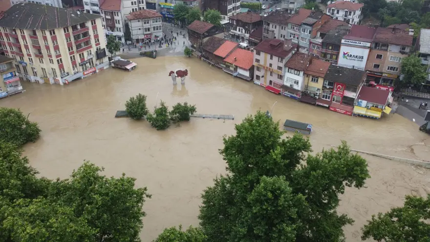 İl il sel bilançosu: Köprüler yıkıldı, evler sular altında kaldı 6