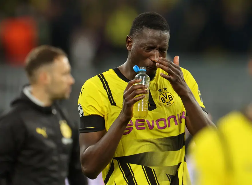 Şampiyonlar Ligi'nde tarihi gecenin kıyısından dönüldü: Barcelona'ya hat-trick yaptı | Aston Villa sürprize çok yaklaştı 9 Şampiyonlar Ligi'nde tarihi gecenin kıyısından dönüldü: Barcelona'ya hat-trick yaptı | Aston Villa sürprize çok yaklaştı 9
