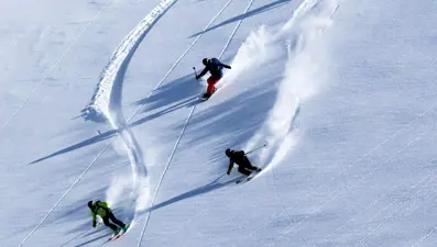 'Heliski' tutkunlarının buluşma noktası Kaçkar Dağları