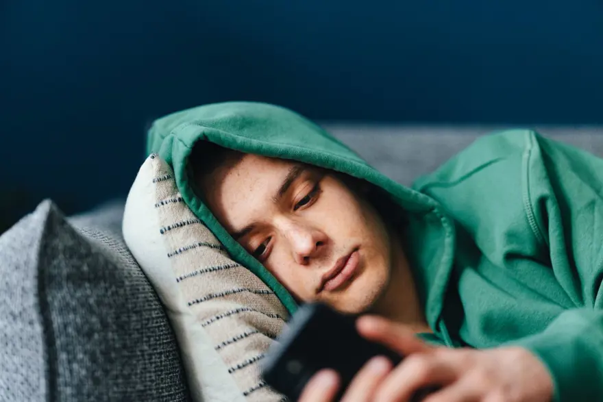 Yalnızlık salgınıyla başa çıkmanın 6 yolu 