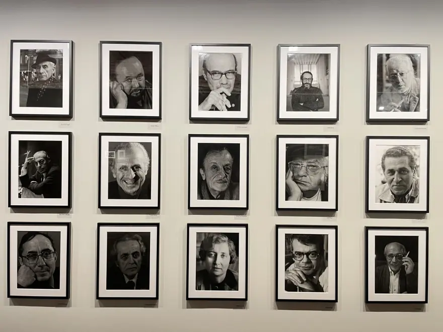 Ara Güler arşivinden edebiyatçı portreleri sergisi Bir Avuç Güzel İnsan sanatseverle buluştu 3