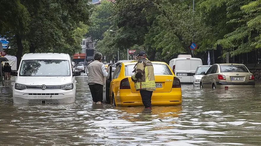 AFAD'dan 7 il için uyarı: Bir ilde okullar tatil edildi 4