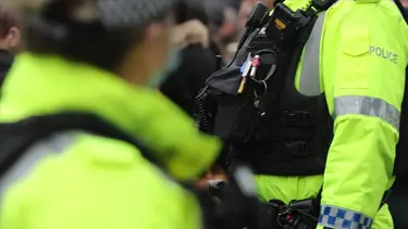 Kuzey İrlanda'da silahlı saldırı: 3 kişi öldü