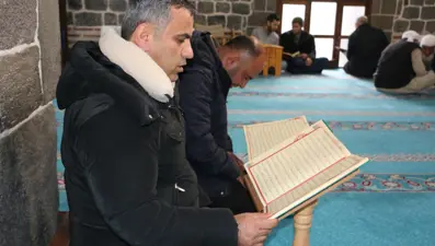 Diyarbakırlı Yusuf, 4 yıldır her teravih namazını farklı camilerde kılıyor