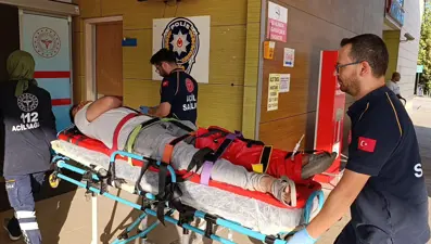 Mesai arkadaşını çekiçle dövdü