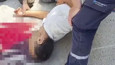 Korkunç ölüm: Tamircileri izlerken başı damper kapağına sıkıştı