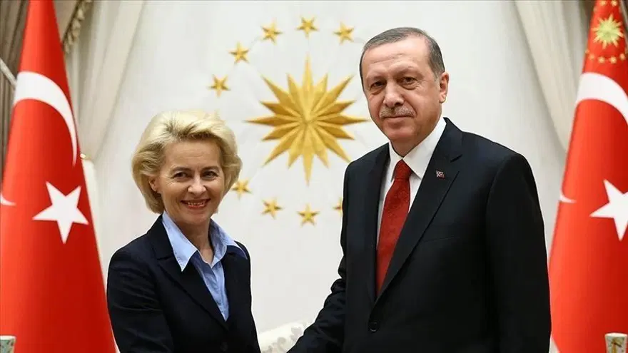 Uluslararası krizlerin arabulucu ülkesi: Türkiye 11 Uluslararası krizlerin arabulucu ülkesi: Türkiye 11