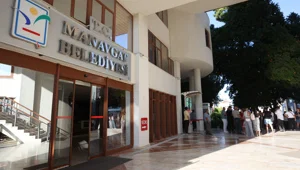 Manavgat'ta yolsuzluk soruşturması: 6 kişi tutuklandı Manavgat'ta yolsuzluk soruşturması: 6 kişi tutuklandı