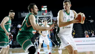 Darüşşafaka Doğuş seriyi 1-0 yaptı