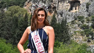 İngiltere güzellik kraliçesi Muğla'nın tanıtım yüzü oldu