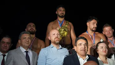 Elmalı'da başpehlivan Enes Doğan oldu!