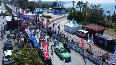 60'ıncı heyecan! Cumhurbaşkanlığı Türkiye Bisiklet Turu'nda start verildi