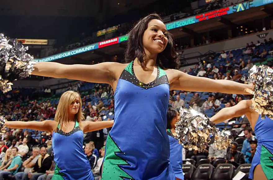 Timberwolves Dancers 20