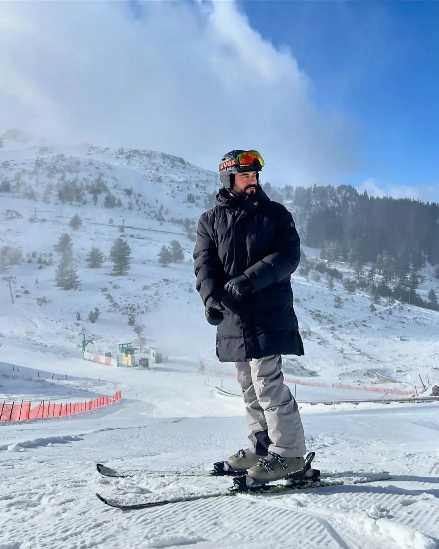 Fahriye Evcen ile Burak Özçivit kayak tatilinde: Nasıl olduğunu anlamadım 1