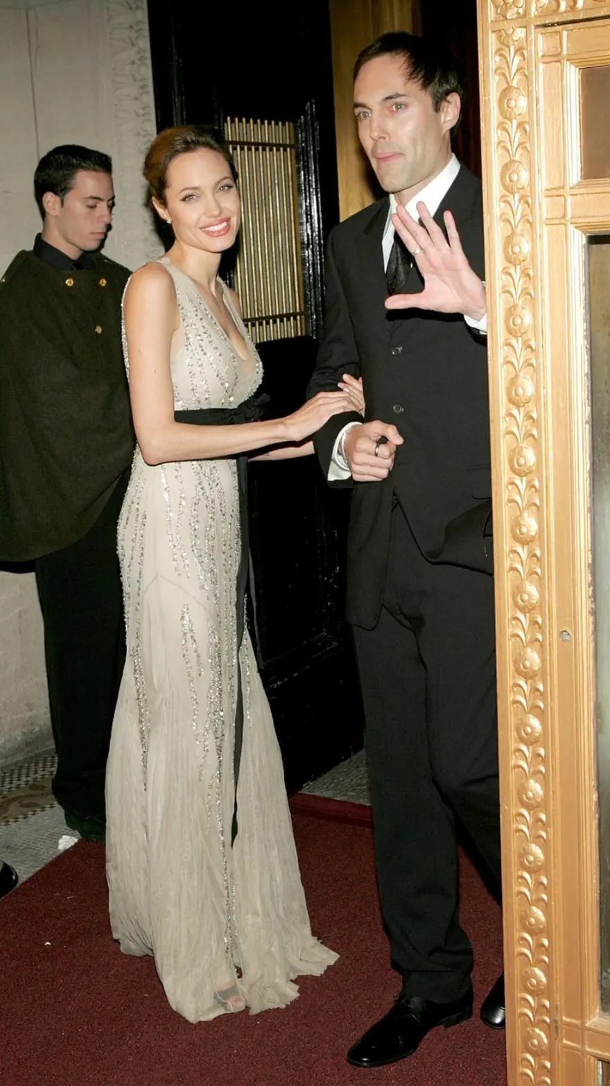 Angelina Jolie'nin ağabeyinden kötü haber! Mutlulukları 7 ay sürdü 3