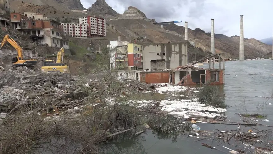 Yusufeli Barajı'nda su seviyesi 106 metreyi aştı 3